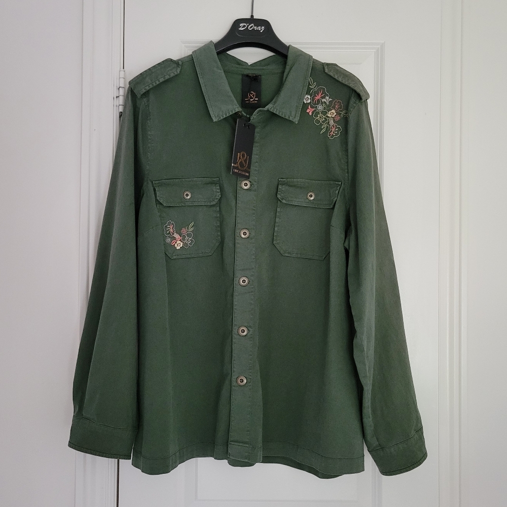 3/$35 Ladies Jacket - Picture 2 of 8